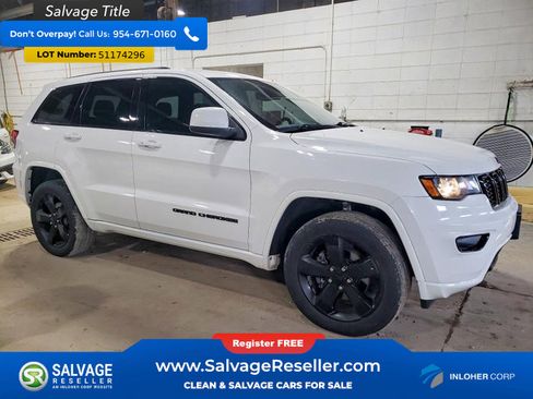 Used 2017 Jeep Grand Cherokee Altitude AWD/4WD image 5