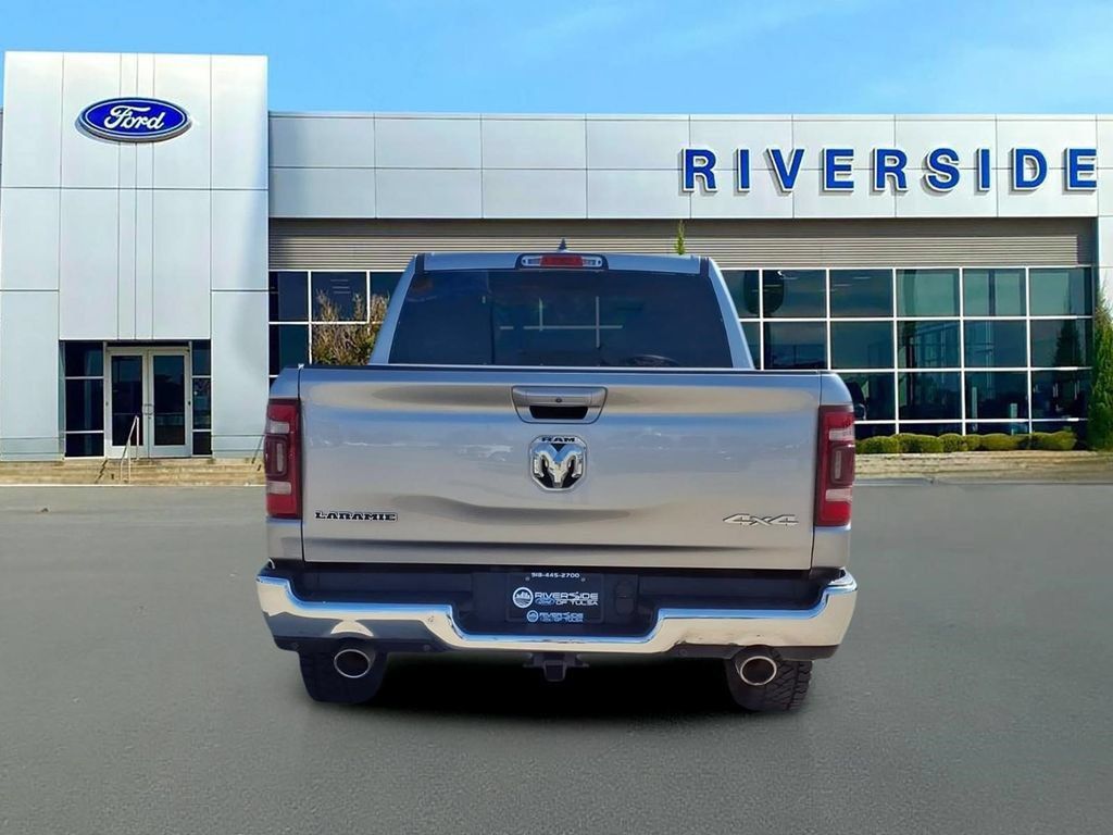 Used 2023 RAM 1500 Laramie AWD/4WD image 6