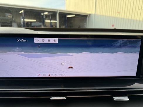 Used 2025 Genesis GV80 2.5T Standard image 19