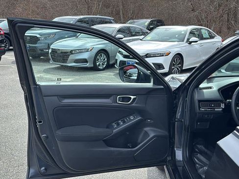 Used 2025 Honda Civic Sport image 13