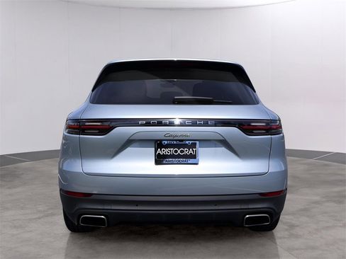 Used 2021 Porsche Cayenne Base image 6