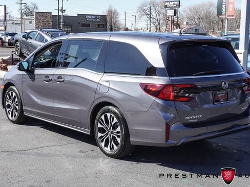 Used 2025 Honda Odyssey Elite image 19