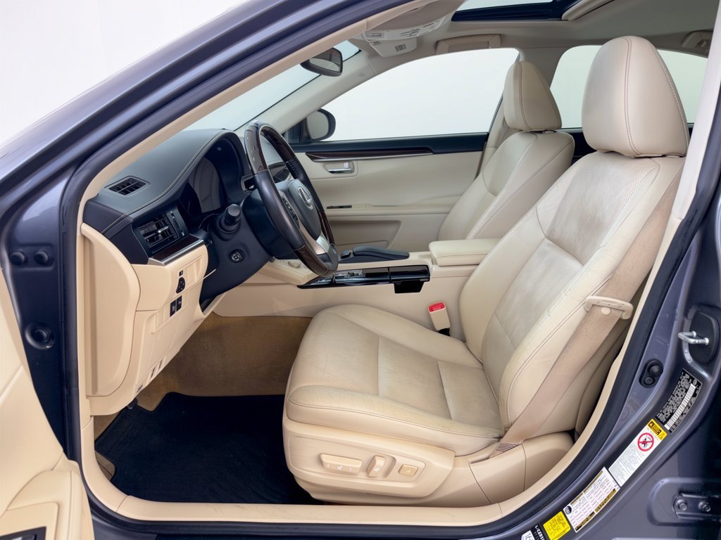 Used 2014 Lexus ES 350 w/ Luxury Package FWD image 5
