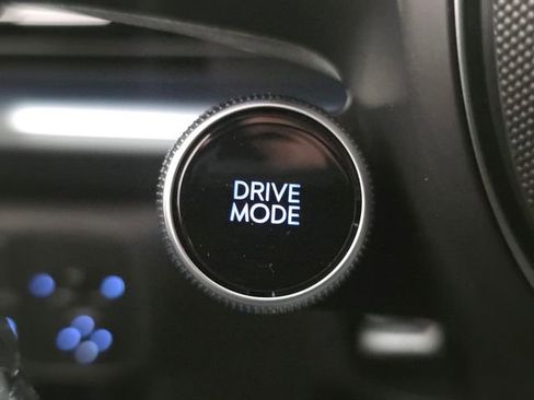 New 2025 Hyundai Ioniq 6 SE AWD/4WD image 30