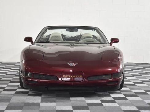 Used 2003 Chevrolet Corvette Convertible w/ Preferred Equipment Group1 image 10
