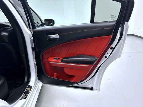 Used 2021 Dodge Charger Scat Pack w/ Dynamics Package image 17