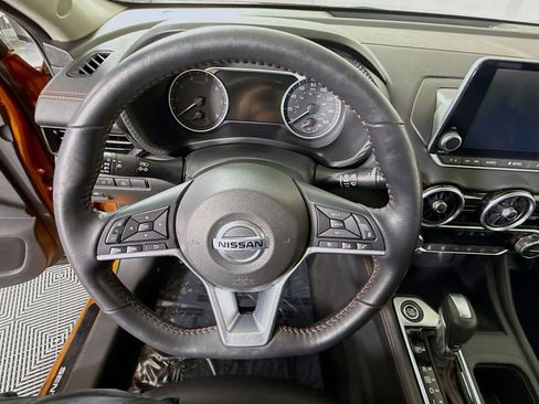 Certified 2022 Nissan Sentra SR w/ SR Premium Package image 22