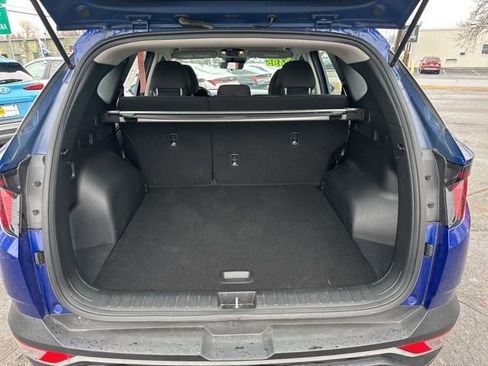 Used 2023 Hyundai Tucson SE image 25
