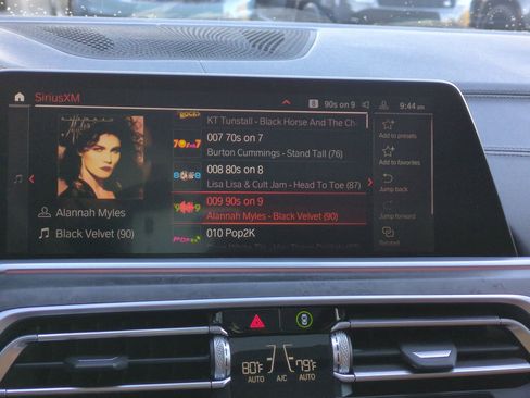 Used 2022 BMW X7 xDrive40i w/ Premium Package image 20