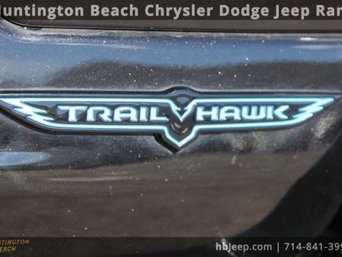 Used 2023 Jeep Grand Cherokee Trailhawk image 5