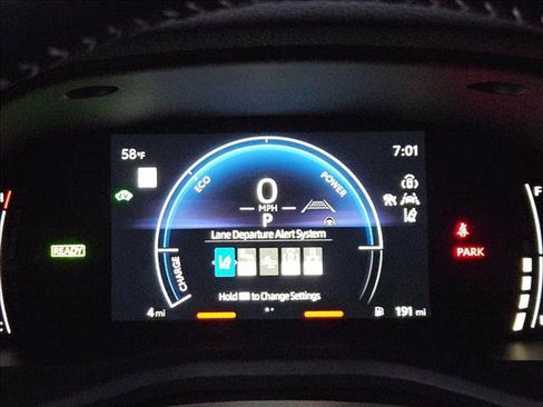 New 2026 Toyota Camry SE FWD image 11