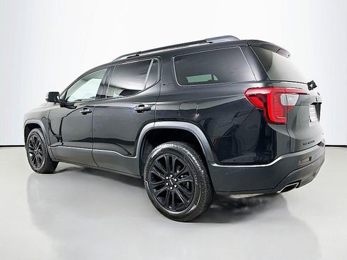 Used 2023 GMC Acadia SLT w/ Elevation Edition image 5