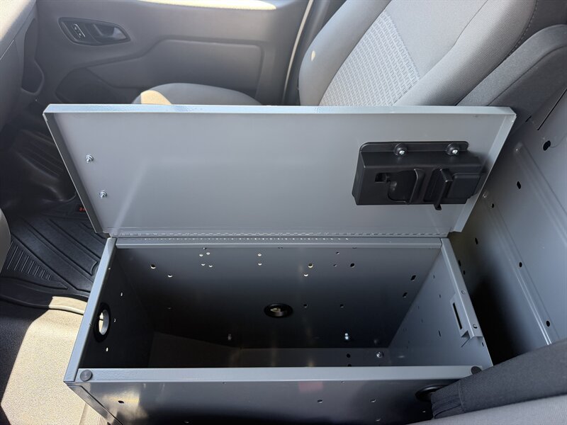 Used 2024 Ford Transit 250 Low Roof w/ Fleet Fuel Economy Package RWD image 13