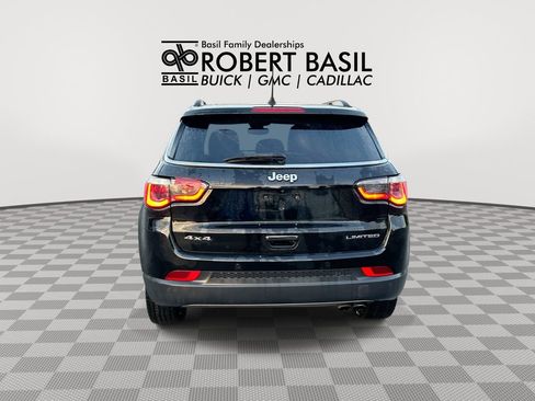 Used 2018 Jeep Compass Limited w/ Navigation Group AWD/4WD image 7