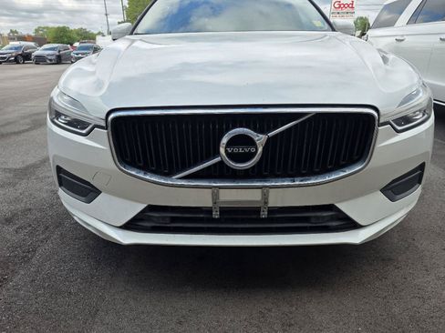 Used 2019 Volvo XC60 T5 Momentum w/ Premium Package AWD/4WD image 9