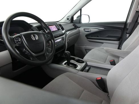 Used 2016 Honda Pilot LX image 6