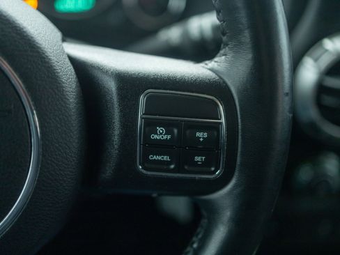 Used 2017 Jeep Wrangler Unlimited Sahara w/ Connectivity Group image 13