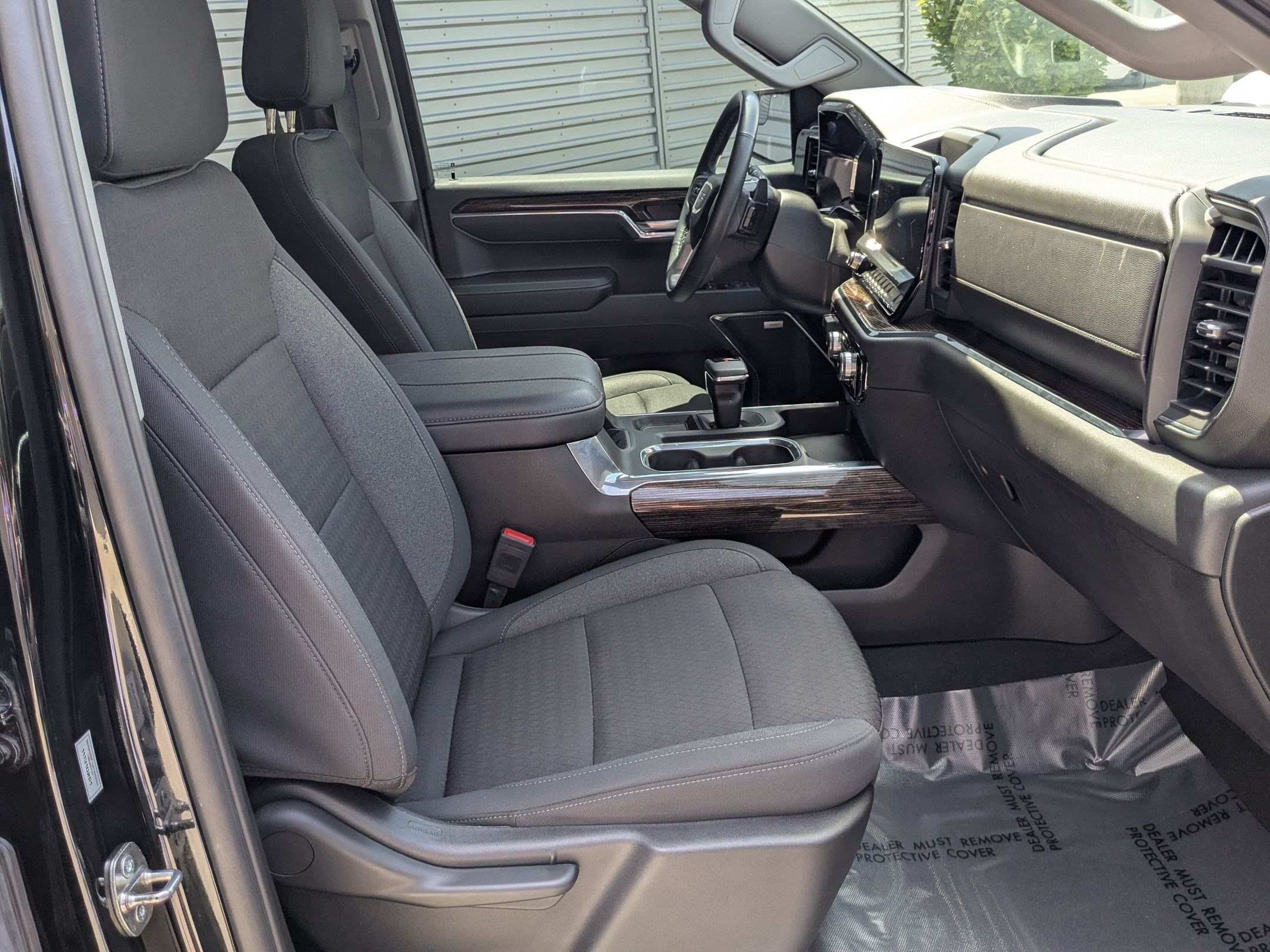 Used 2024 GMC Sierra 1500 Elevation w/ Preferred Package AWD/4WD image 35