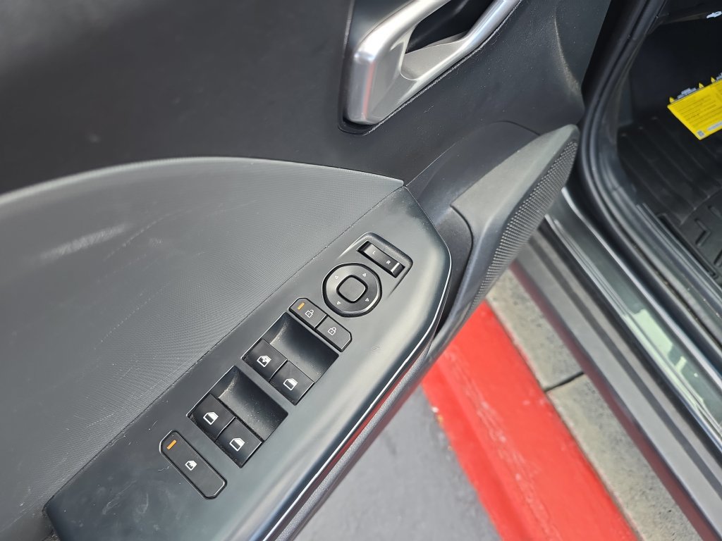 Used 2025 Kia K4 FWD image 11