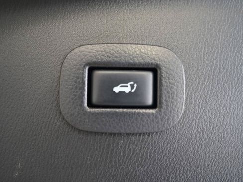 Used 2019 INFINITI QX80 Luxe RWD image 38