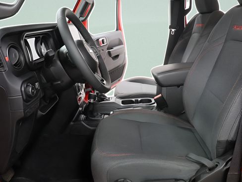 Used 2026 Jeep Wrangler Unlimited Rubicon AWD/4WD image 20