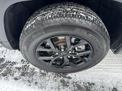 Used 2024 Jeep Grand Cherokee L Altitude image 38