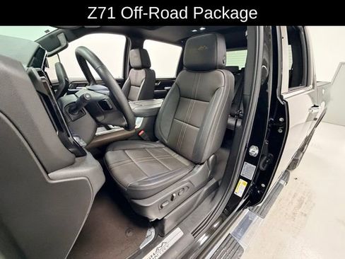 Certified 2025 Chevrolet Silverado 2500 High Country w/ High Country Premium Package image 10