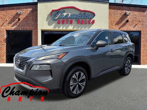 Used 2023 Nissan Rogue SV FWD image 9