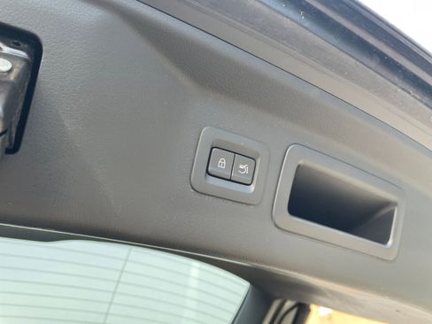 Used 2025 MAZDA CX-90 3.3 Turbo w/ Preferred Package image 23