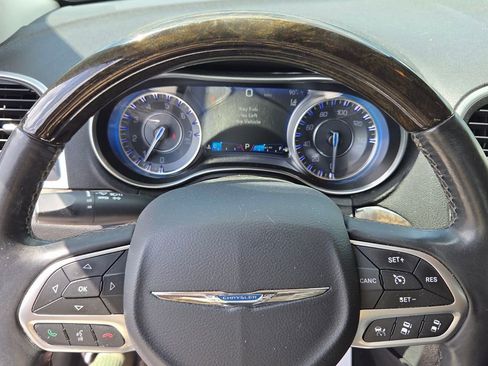 Used 2017 Chrysler 300 C w/ Safetytec Plus Group RWD image 21