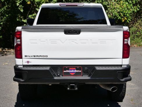 Used 2024 Chevrolet Silverado 2500 W/T w/ WT Convenience Package AWD/4WD image 17