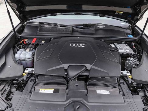 Used 2023 Audi Q8 Premium Plus w/ Premium Plus Package AWD/4WD image 40