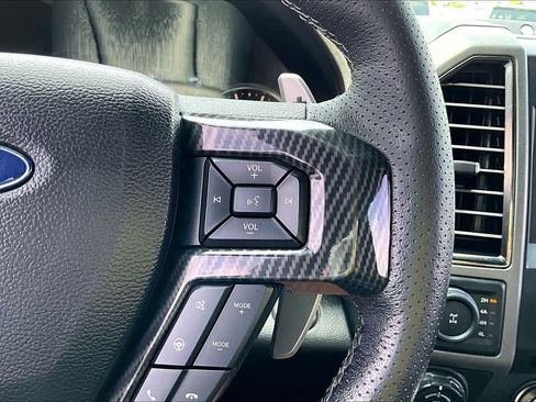 Used 2018 Ford F150 Raptor w/ Equipment Group 802A Luxury AWD/4WD image 25