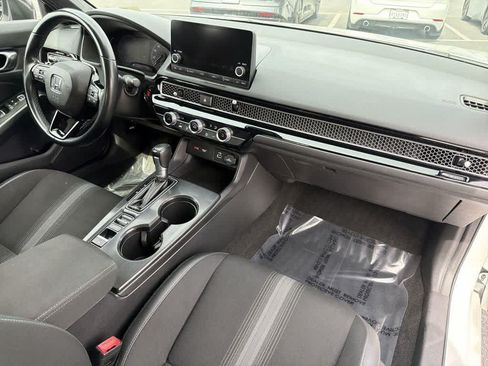 Used 2023 Honda Civic Sport image 41
