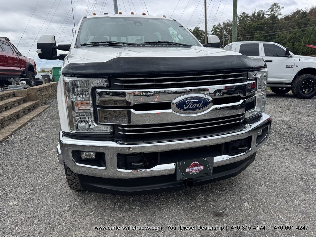 Used 2017 Ford F350 Lariat w/ Lariat Ultimate Package AWD/4WD image 4