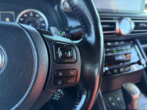 Used 2021 Lexus IS 300 w/ Comfort Package image 22