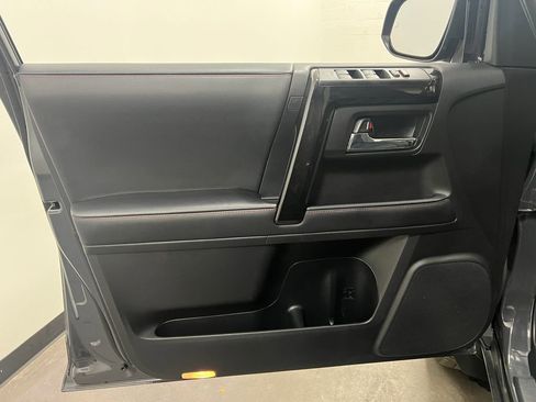 Used 2024 Toyota 4Runner TRD Off-Road Premium w/ Off Road Premium Plus Package AWD/4WD image 13