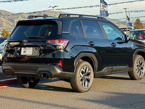 New 2026 Subaru Forester Premium image 4