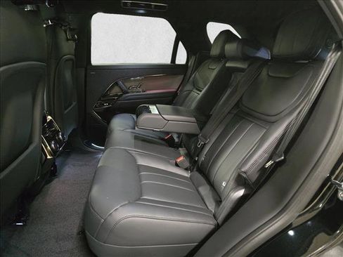 New 2026 Land Rover Range Rover Sport Dynamic SE image 15