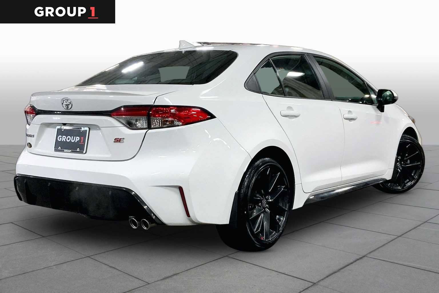 Certified 2024 Toyota Corolla SE FWD image 13