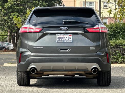Certified 2019 Ford Edge SEL w/ Equipment Group 201A AWD/4WD image 4