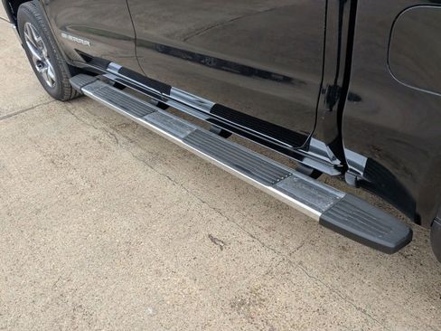 New 2026 GMC Sierra 1500 SLT image 50