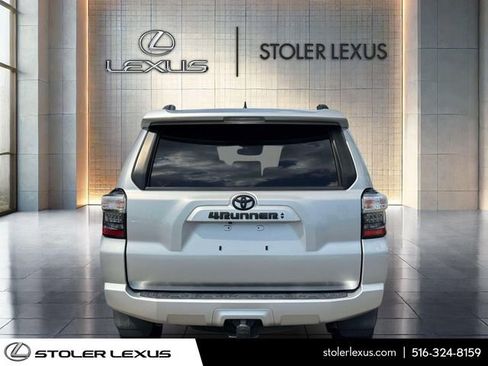 Used 2021 Toyota 4Runner SR5 Premium w/ Moonroof Package AWD/4WD image 5