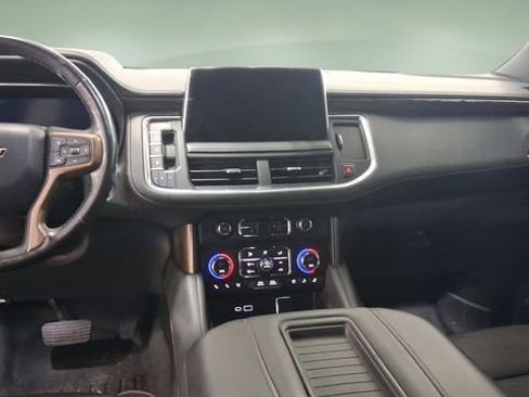Used 2022 Chevrolet Suburban High Country AWD/4WD image 9