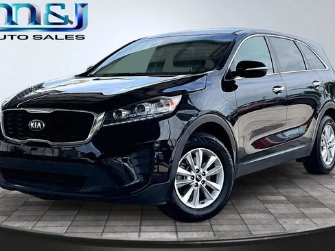 Used 2020 Kia Sorento L FWD image 1