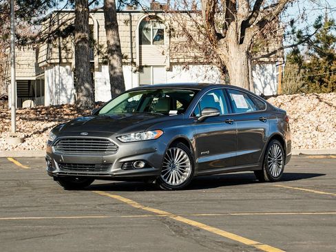 Used 2014 Ford Fusion Titanium image 1