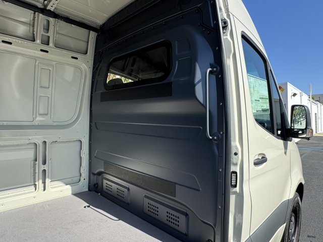 New 2026 Mercedes-Benz Sprinter 2500 image 5