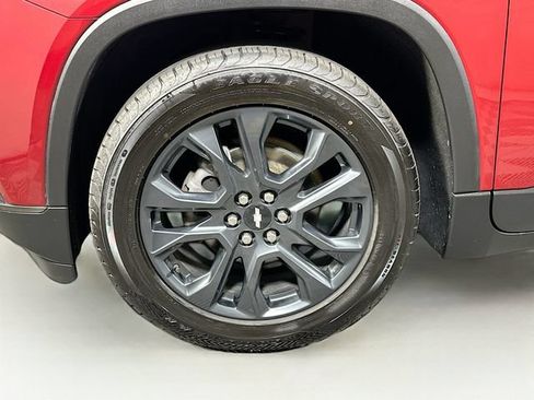 Used 2021 Chevrolet Traverse RS AWD/4WD image 39