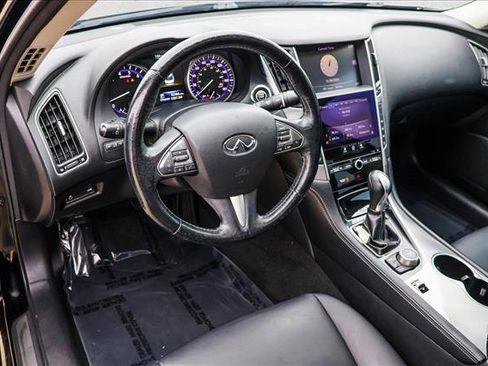 Used 2015 INFINITI Q50 2.0t w/ Moonroof Package image 10
