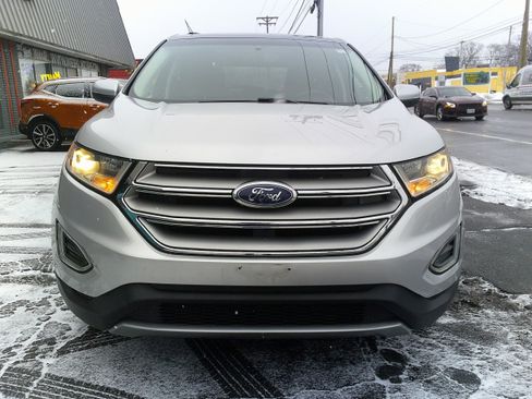 Used 2018 Ford Edge SEL w/ Equipment Group 201A image 8